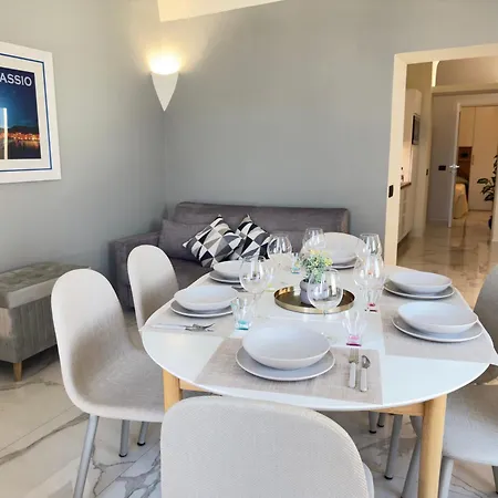 Appartement Luxury And Exclusivity On The Seafront In Alassio