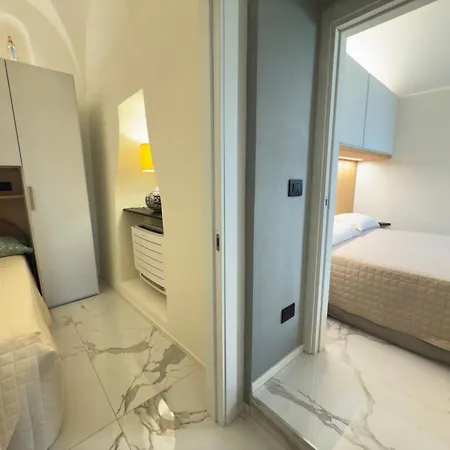 Luxury And Exclusivity On The Seafront In * Αλάσιο